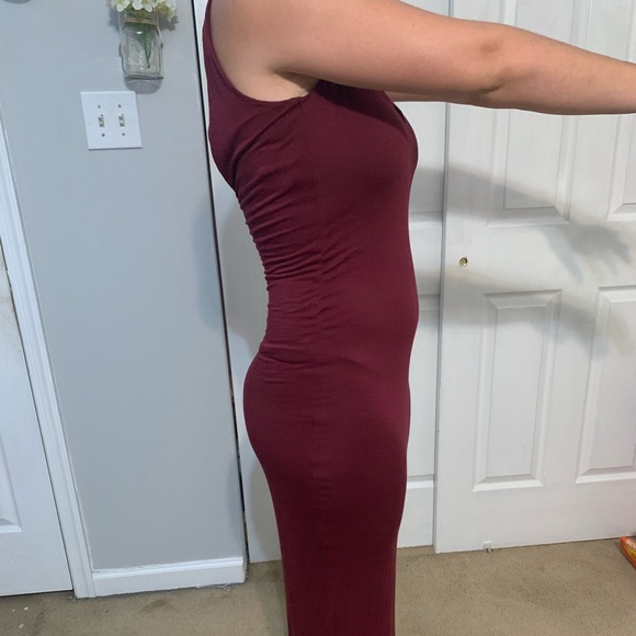 Tobi Burgundy, stretchy, maxi dress - Picture 2 of 3